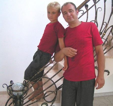 Юморист Святослав Ещенко с сыном