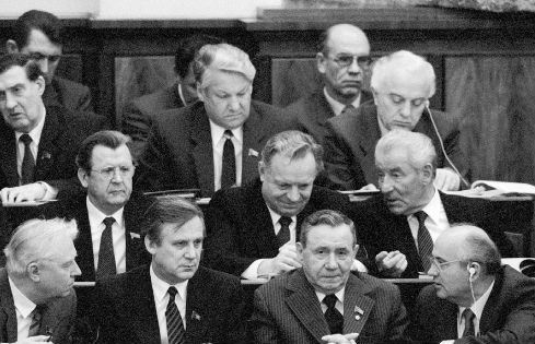 На заседании Верховного совета СССР (1986 год)