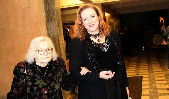 На фото: Юлия Ауг с мамой