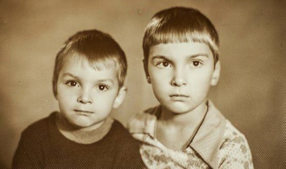 Михаил Горшенев с братом в детстве