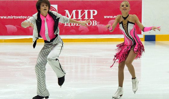 Александра Степанова и Иван Букин в произвольном танце КМС (IV этап Кубка России 2010)