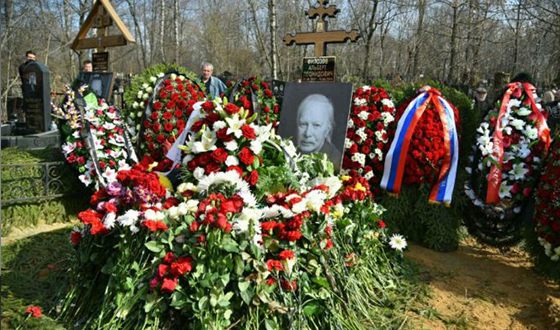 Похоронен Альберт Леонидович Филозов на Ваганьковском кладбище