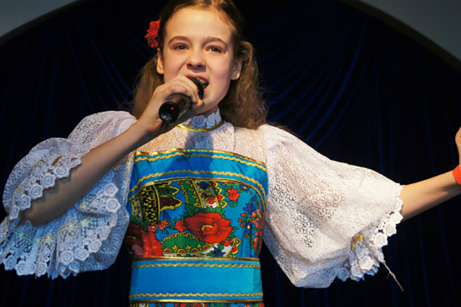 Певица Мария Паротикова