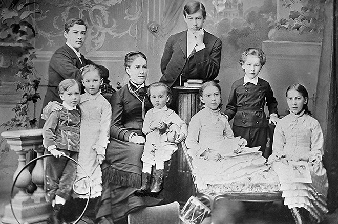 Константин Станиславский с семьей