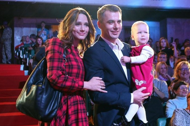 Кристина Бродская с мужем и дочерью