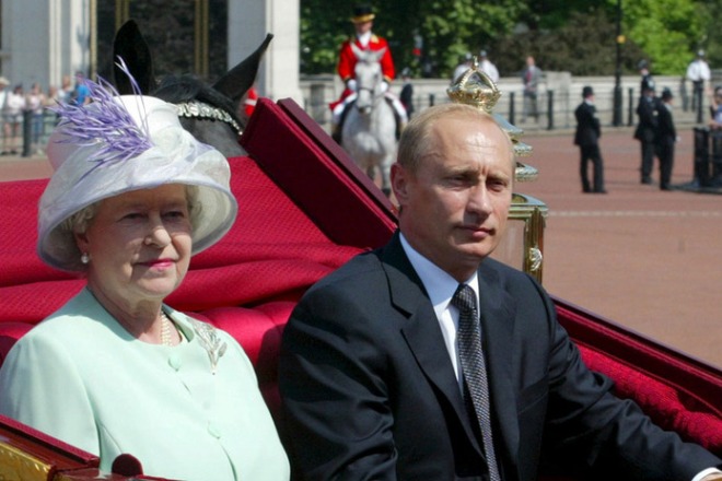 Елизавета II и Владимир Путин