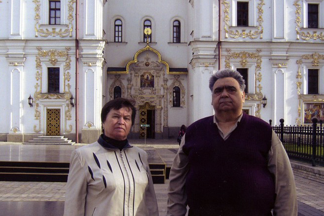 Василий Алексеев с женой