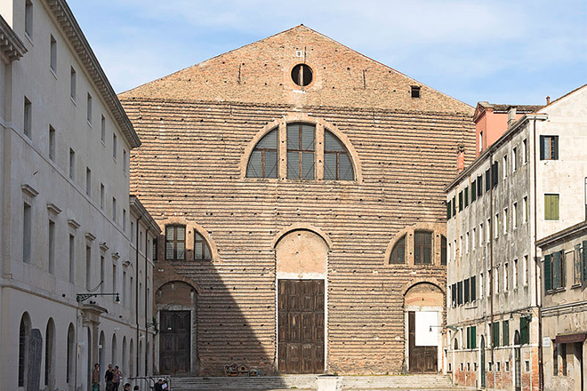 Церковь Сан-Лоренцо, в которой был похоронен Марко Поло