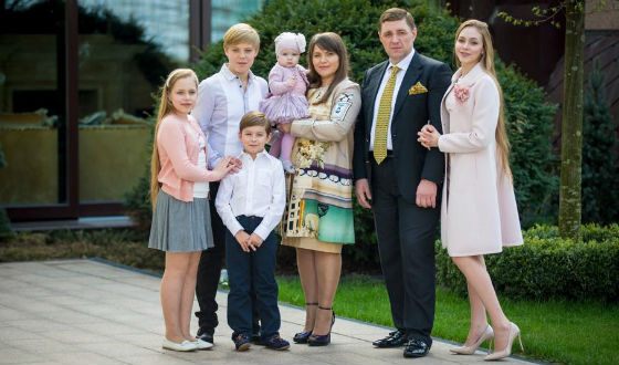 Семья Александра Дубового: жена и пятеро детей
