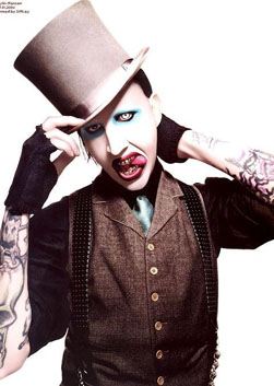 Мэрилин Мэнсон (Marilyn Manson) фото, биография Мерлина Менсона, слушать песни онлайн 2023 i