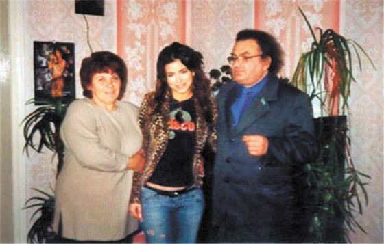 Ани Лорак с родителями