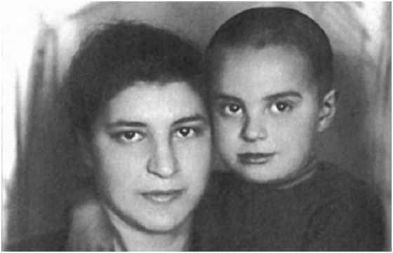 Вениамин Смехов с мамой Марией Львовной