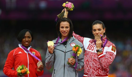 Олимпиада-2012: Елена Исинбаева и другие медалистки по прыжкам с шестом
