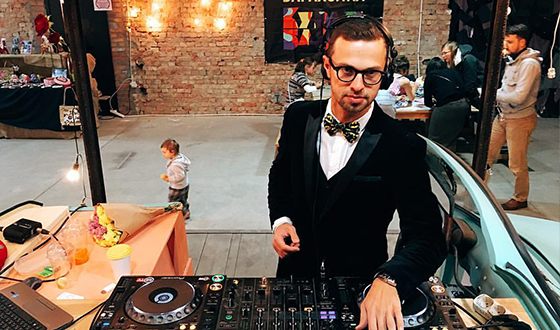 Антон Птушкин примерил на себя роль DJ