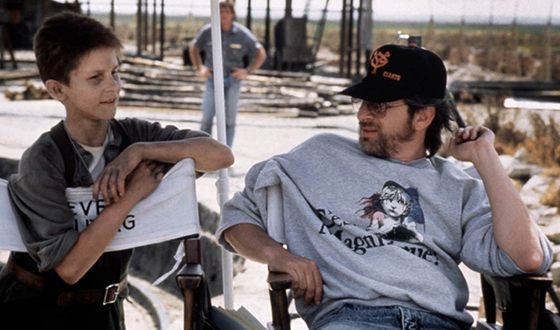 Стивен Спилберг и Кристиан Бейл на съемках фильма «Империя Солнца»