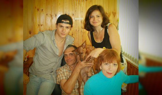 Юрий Николаенко и его семья